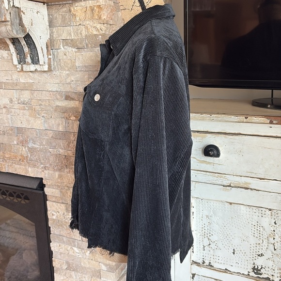 Zenana black corduroy jean jacket style shirt jacket shacket front raw hem - Picture 6 of 16